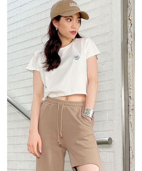 GYDA（ジェイダ）の「GO GO SHAWTYショートTシャツ（Tシャツ/カットソー・レディース・オフホワイト/ライトグリーン/ベージュ/ブラック・FREE）」の6枚目の写真