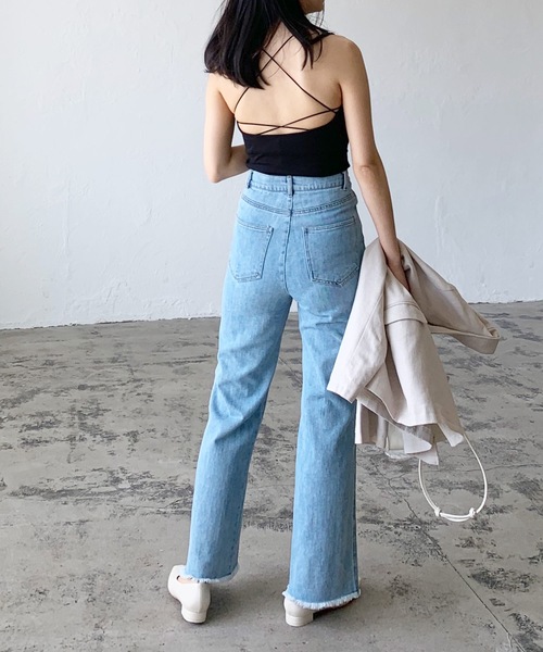 LIAN(リアン)の「カップ付きバッククロスキャミソール(キャミソール・レディース・ベージュ/グリーン/ブラック/ブラウン/ブルー・FREE)」の6枚目の写真