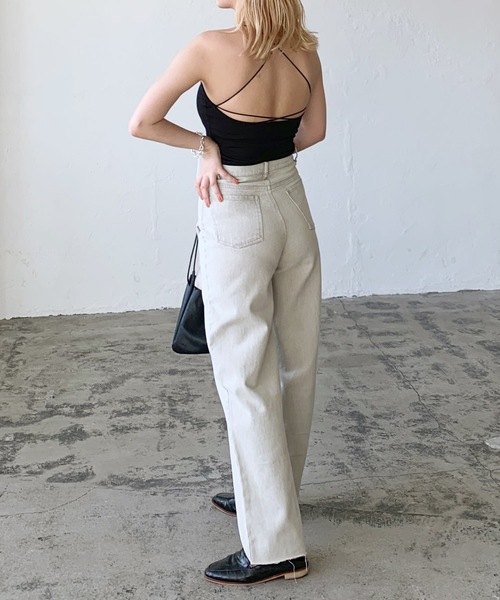 LIAN(リアン)の「カップ付きバッククロスキャミソール(キャミソール・レディース・ベージュ/グリーン/ブラック/ブラウン/ブルー・FREE)」の18枚目の写真