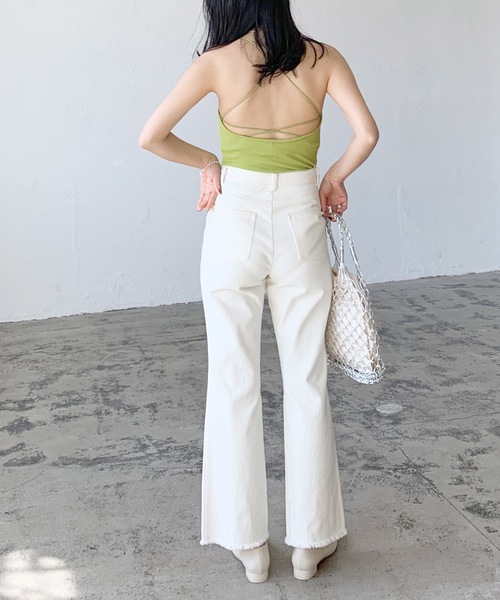 LIAN(リアン)の「カップ付きバッククロスキャミソール(キャミソール・レディース・ベージュ/グリーン/ブラック/ブラウン/ブルー・FREE)」の8枚目の写真