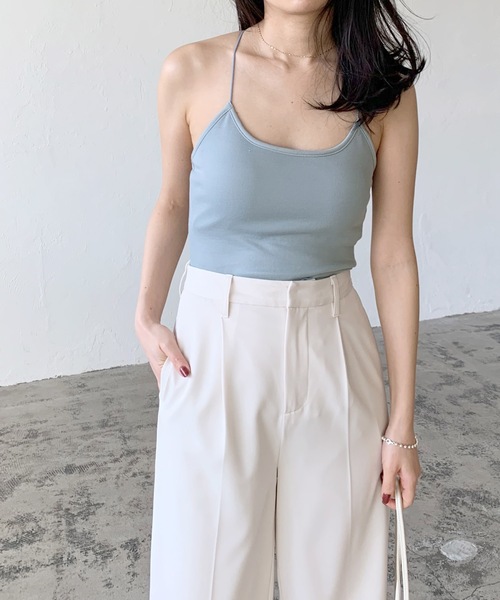 LIAN(リアン)の「カップ付きバッククロスキャミソール(キャミソール・レディース・ベージュ/グリーン/ブラック/ブラウン/ブルー・FREE)」の21枚目の写真