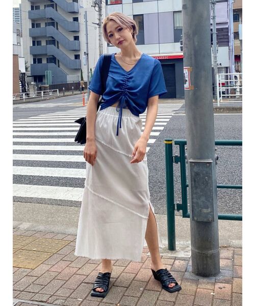 EMODA（エモダ）の「ナローシアースカート（スカート・レディース・ブラック/ホワイト/ベージュ・FREE）」の4枚目の写真