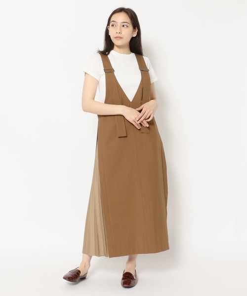 MARECHAL TERRE(マルシャルテル)の「MARECHAL TERRE(マルシャルテル)サイドプリーツジャンパースカート(ワンピース・レディース・ベージュ・1)」の1枚目の写真