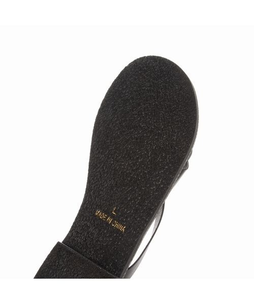 Fin（フィン）の「クロスベルトトングサンダル（サンダル・レディース・ブラック/アイボリー/キャメル・LL/S/M/L）」の7枚目の写真