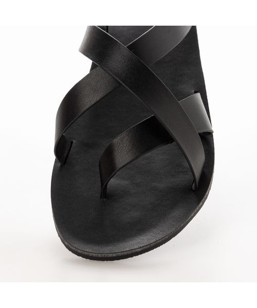 Fin（フィン）の「クロスベルトトングサンダル（サンダル・レディース・ブラック/アイボリー/キャメル・LL/S/M/L）」の9枚目の写真