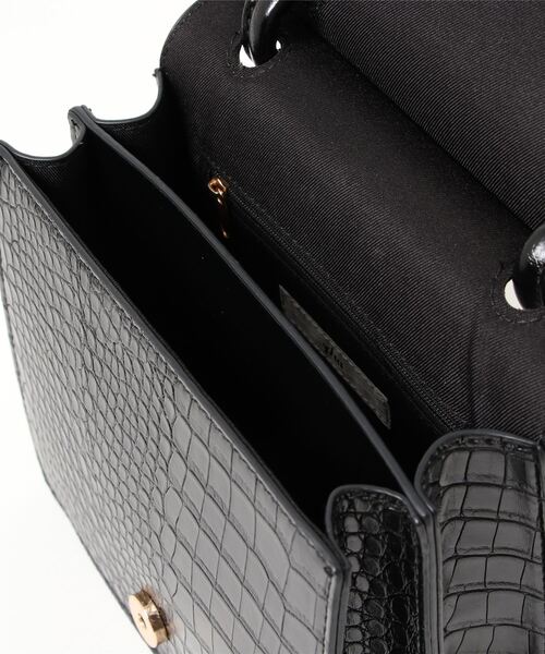 y/m by RIKA（イムバイリカ）の「クロコ型押し2WAYスクエアBAG（ショルダーバッグ・レディース・ブラック・FREE）」の8枚目の写真