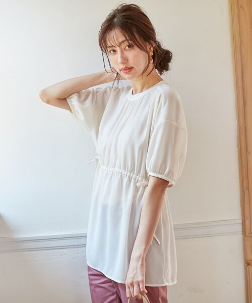ANY SIS(エニィスィス)の「【洗える】ギャザーボリュームチュニック ブラウス(シャツ/ブラウス・レディース・黄土色系/アイボリー系・2)」の3枚目の写真