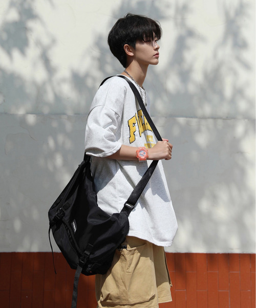 neos(ネオス)の「【neos -addictive design-】ビッグシルエット ミニ裏毛 サガラ刺繍 カレッジデザイン Tシャツ(Tシャツ/カットソー・メンズ・ブルーグリーン/スミクロ/イエロー/オートミール・MEDIUM/LARGE)」の9枚目の写真