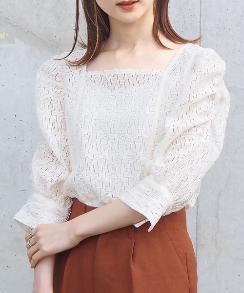 tiptop（ティップトップ）の「アソートスクエアネックパワショルブラウス（シャツ/ブラウス・レディース・オフホワイト/スミクロ/グリーン/A/B/ブラック/アイボリー/C/D・FREE）」の19枚目の写真