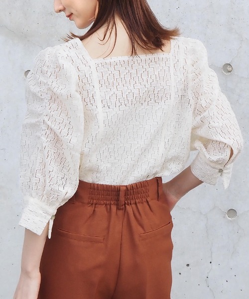 tiptop（ティップトップ）の「アソートスクエアネックパワショルブラウス（シャツ/ブラウス・レディース・オフホワイト/スミクロ/グリーン/A/B/ブラック/アイボリー/C/D・FREE）」の22枚目の写真