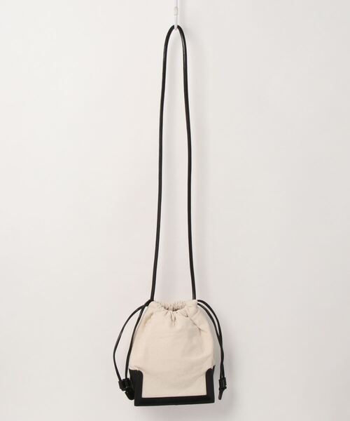 ROPE'(ロペ)の「2WAY巾着ショルダーバッグ(ショルダーバッグ・レディース・ベージュ/ブラック・FREE)」の4枚目の写真