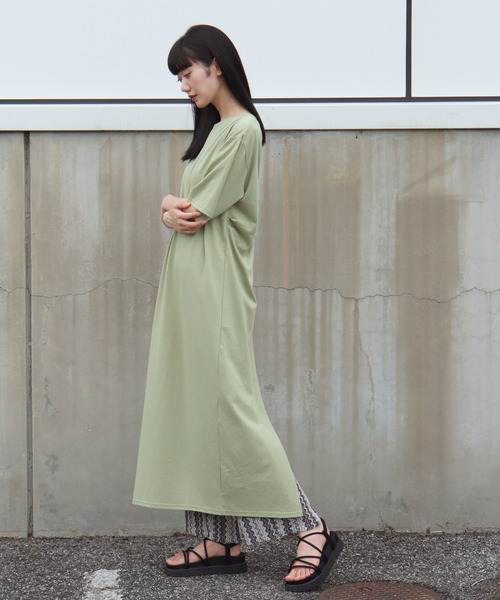 VENCEEXCHANGE（ヴァンスエクスチェンジ）の「バッククロススリットワンピース（ワンピース・レディース・クリアグリーン/ブラック/オフホワイト・M）」の20枚目の写真