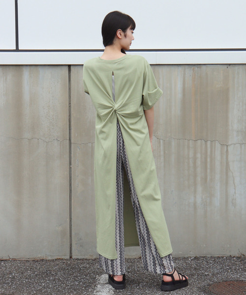 VENCEEXCHANGE（ヴァンスエクスチェンジ）の「バッククロススリットワンピース（ワンピース・レディース・クリアグリーン/ブラック/オフホワイト・M）」の17枚目の写真