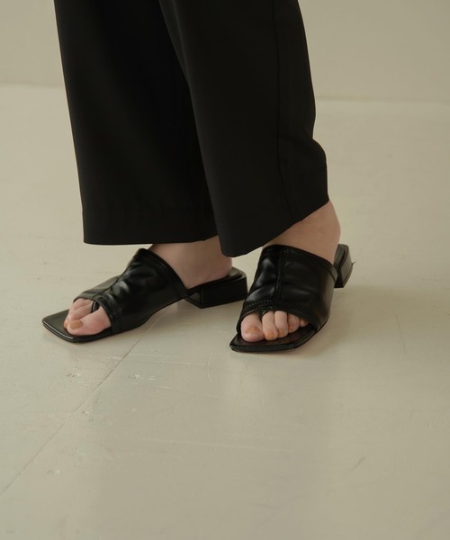 Amiur（エミレ）の「leather square flat mule（その他シューズ・レディース・ベージュ/ブラック/アイボリー・S/L/M）」の17枚目の写真
