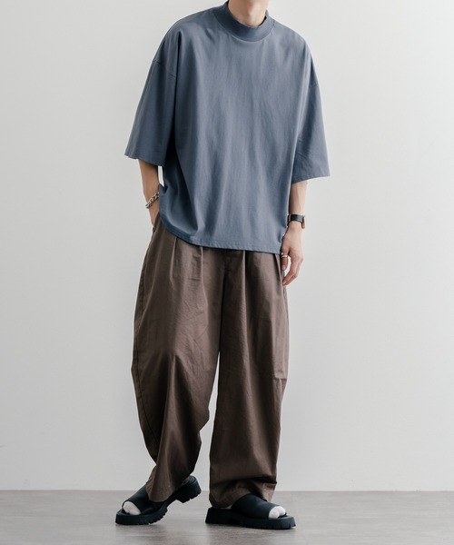 epnok（エプノック）の「ベーシックルーズモックネックTee（Tシャツ/カットソー・メンズ・ブラック/グレイッシュブルー/オフホワイト・LARGE/SMALL/MEDIUM）」の9枚目の写真