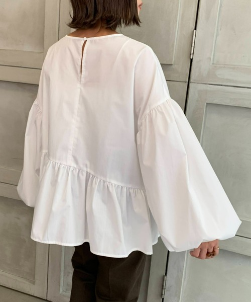 moment+（モーメントプラス）の「【2021A/W New Arrival】T/Cブロードアシンメトリーペプラムブラウス（シャツ/ブラウス・レディース・ブラック/ベージュ/オフホワイト・M/L）」の17枚目の写真