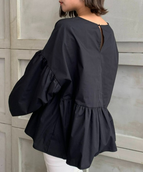 moment+（モーメントプラス）の「【2021A/W New Arrival】T/Cブロードアシンメトリーペプラムブラウス（シャツ/ブラウス・レディース・ブラック/ベージュ/オフホワイト・M/L）」の6枚目の写真