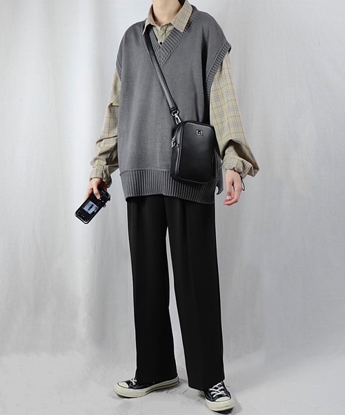 Loose/ルース（ルース）の「ルーズスリット Ｖネックニットベスト（ベスト・メンズ・グレー/グレー系その他/グレイッシュベージュ・S/M/L）」の12枚目の写真