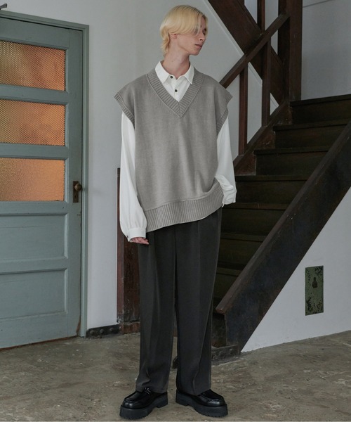 Loose/ルース（ルース）の「ルーズスリット Ｖネックニットベスト（ベスト・メンズ・グレー/グレー系その他/グレイッシュベージュ・S/M/L）」の17枚目の写真