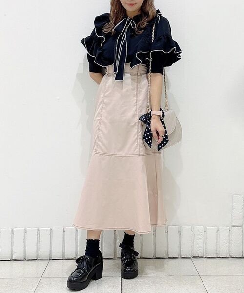 MAJESTIC LEGON（マジェスティックレゴン）の「☆レディカラーマーメイドスカート（スカート・レディース・ブラック/ベージュ/オレンジ・MEDIUM/SMALL）」の3枚目の写真