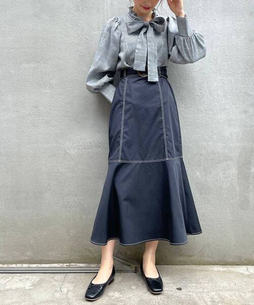 MAJESTIC LEGON（マジェスティックレゴン）の「☆レディカラーマーメイドスカート（スカート・レディース・ブラック/ベージュ/オレンジ・MEDIUM/SMALL）」の5枚目の写真