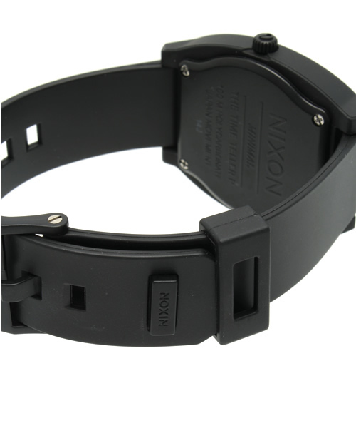 NIXON（ニクソン）の「THE TIME TELLER P（アナログ腕時計・レディース・ブラック×ゴールド・FREE）」の2枚目の写真