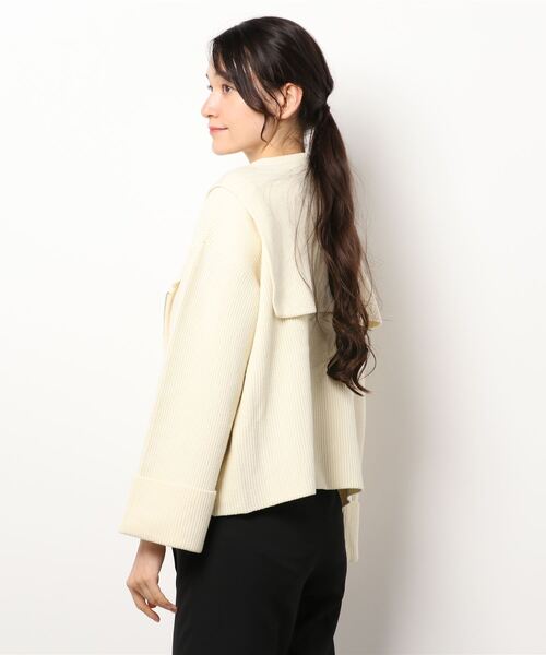 RIVE DROITE（リヴドロワ）の「トレンドライクな着こなしが叶う　片畦セーラージップカーディガン（カーディガン/ボレロ・レディース・オフホワイト/ブラック・FREE）」の4枚目の写真