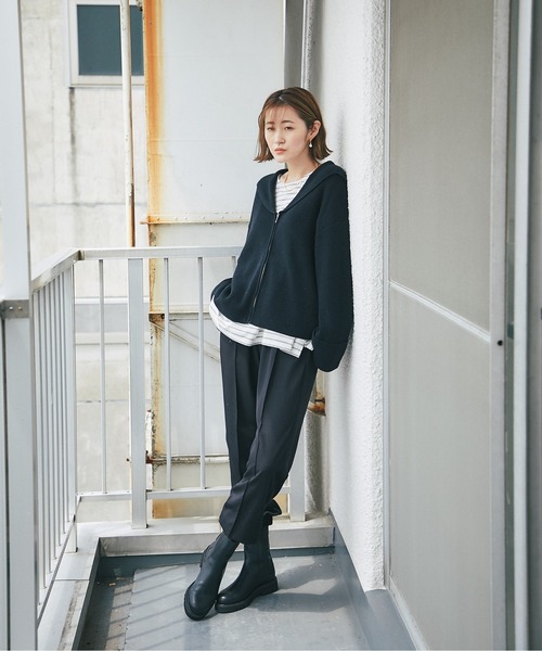 RIVE DROITE（リヴドロワ）の「トレンドライクな着こなしが叶う　片畦セーラージップカーディガン（カーディガン/ボレロ・レディース・オフホワイト/ブラック・FREE）」の17枚目の写真