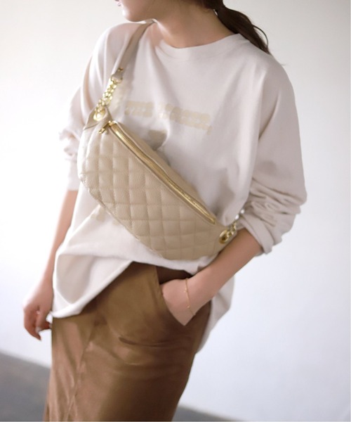 SLOBE IENA(スローブイエナ)の「【AULENTTI/オウレンティ】キルティングショルダーバッグ◆(ショルダーバッグ・レディース・ベージュ/ブラック・FREE)」の5枚目の写真