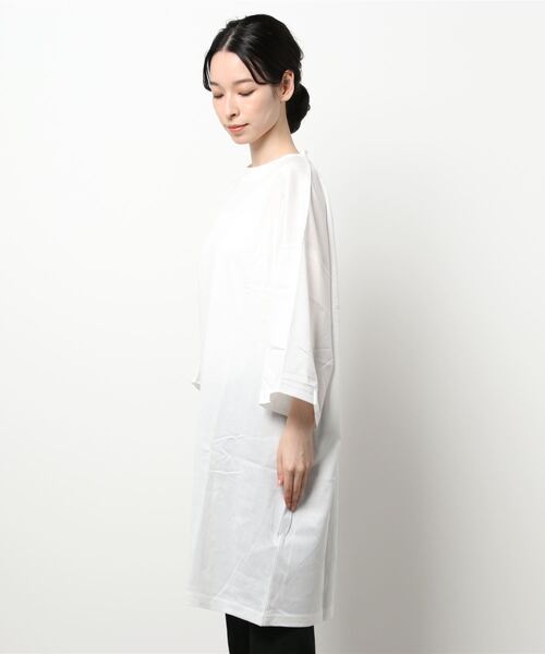 MIDIUMISOLID（ミディウミソリッド）の「MIDIUMISOLID Men’s ロゴプリントハーフスリーブT（Tシャツ/カットソー・レディース・ブラック/パープル/オフホワイト・48）」の5枚目の写真
