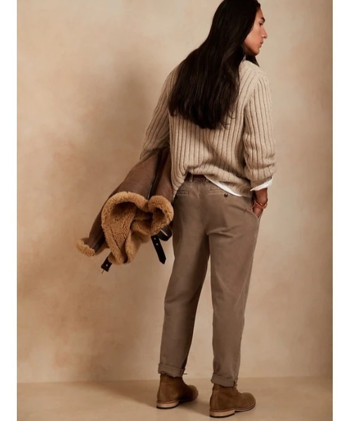 Banana Republic(バナナリパブリック)の「リラックステーパードフィット オーガニック ブラッシュド トラベラー チノパンツ(チノパンツ・メンズ・ブラウン/カーキ/ブルー/キャメル・34/32/30/31/33/28/29)」の14枚目の写真
