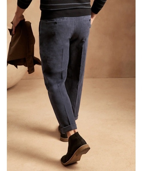 Banana Republic(バナナリパブリック)の「リラックステーパードフィット オーガニック ブラッシュド トラベラー チノパンツ(チノパンツ・メンズ・ブラウン/カーキ/ブルー/キャメル・34/32/30/31/33/28/29)」の21枚目の写真
