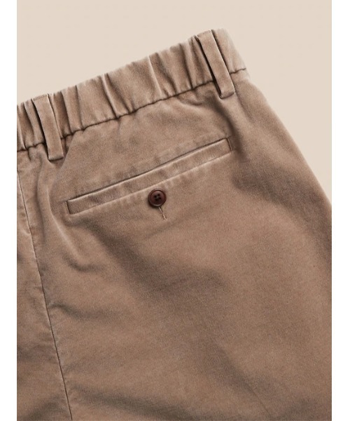Banana Republic(バナナリパブリック)の「リラックステーパードフィット オーガニック ブラッシュド トラベラー チノパンツ(チノパンツ・メンズ・ブラウン/カーキ/ブルー/キャメル・34/32/30/31/33/28/29)」の15枚目の写真