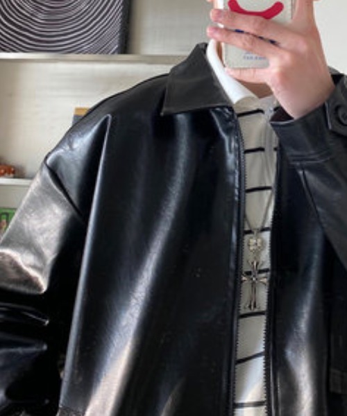 KOR(ケーオーアール)の「オーバーサイズ フェイクレザーブルゾン(ブルゾン・メンズ・ブラウン/ブラック・M/XL/L)」の13枚目の写真