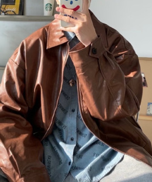 KOR(ケーオーアール)の「オーバーサイズ フェイクレザーブルゾン(ブルゾン・メンズ・ブラウン/ブラック・M/XL/L)」の21枚目の写真