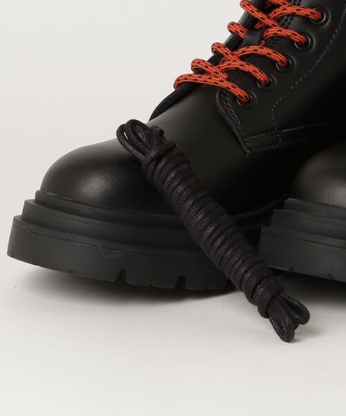 ARMANI EXCHANGE(アルマーニエクスチェンジ)の「【A|X アルマーニ エクスチェンジ】レースアップ レザーブーツ(ブーツ・メンズ・ブラック・7/6/9/10/8)」の7枚目の写真