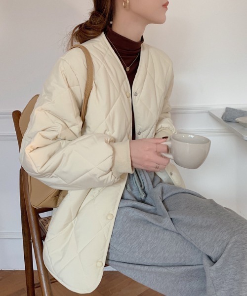 MANGROVE（マングローブ）の「ダイヤキルティングノーカラージャケット（ノーカラージャケット・レディース・ブラック/ブラウン/アイボリー・FREE）」の5枚目の写真