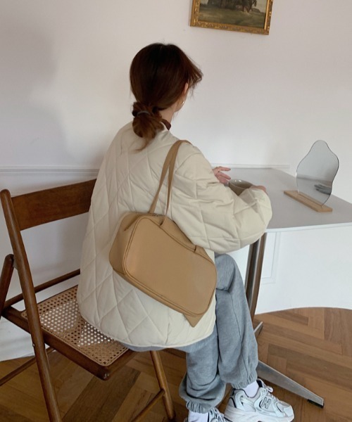 MANGROVE（マングローブ）の「ダイヤキルティングノーカラージャケット（ノーカラージャケット・レディース・ブラック/ブラウン/アイボリー・FREE）」の7枚目の写真