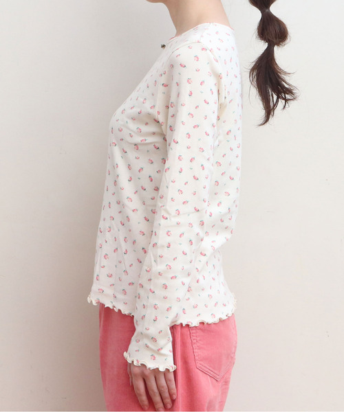 CHILD WOMAN（チャイルドウーマン）の「フライス小花プリント クルーネック長袖プルオーバー（Tシャツ/カットソー・レディース・アイボリー/サックスブルー/オレンジ/イエロー/ブルー系その他・FREE）」の17枚目の写真