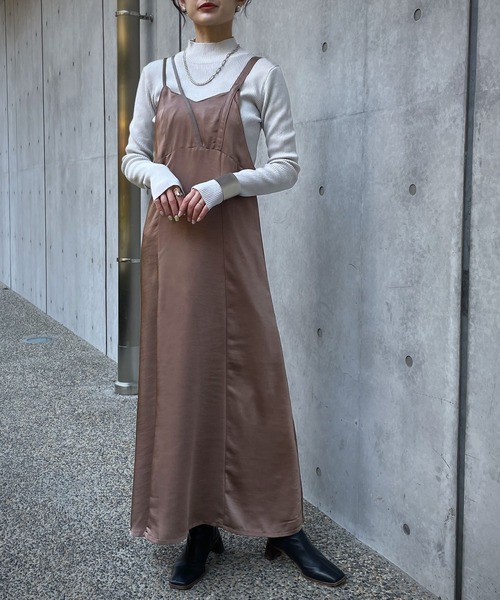 &g'aime（アンジェム）の「【&g’aime】サテンキャミソールワンピース（ワンピース・レディース・ブラック/モカ・FREE）」の15枚目の写真