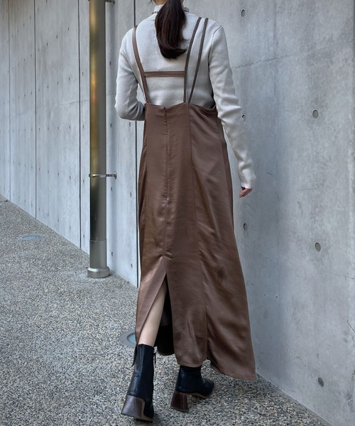 &g'aime（アンジェム）の「【&g’aime】サテンキャミソールワンピース（ワンピース・レディース・ブラック/モカ・FREE）」の21枚目の写真