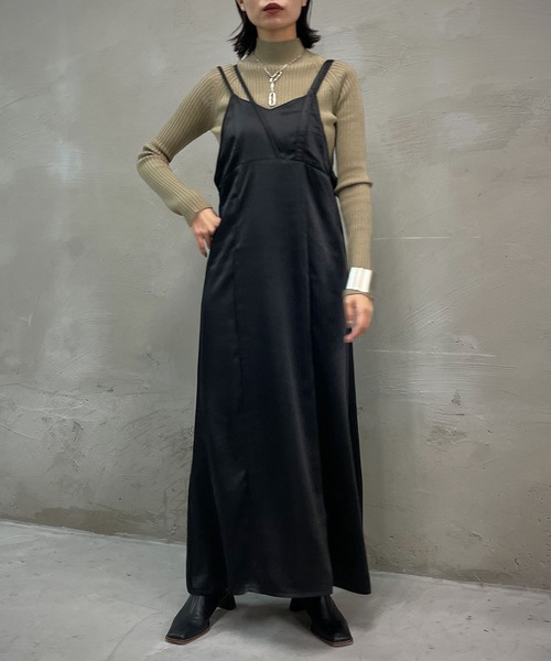 &g'aime（アンジェム）の「【&g’aime】サテンキャミソールワンピース（ワンピース・レディース・ブラック/モカ・FREE）」の3枚目の写真