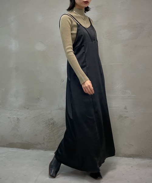 &g'aime（アンジェム）の「【&g’aime】サテンキャミソールワンピース（ワンピース・レディース・ブラック/モカ・FREE）」の7枚目の写真