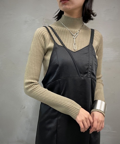 &g'aime（アンジェム）の「【&g’aime】サテンキャミソールワンピース（ワンピース・レディース・ブラック/モカ・FREE）」の9枚目の写真