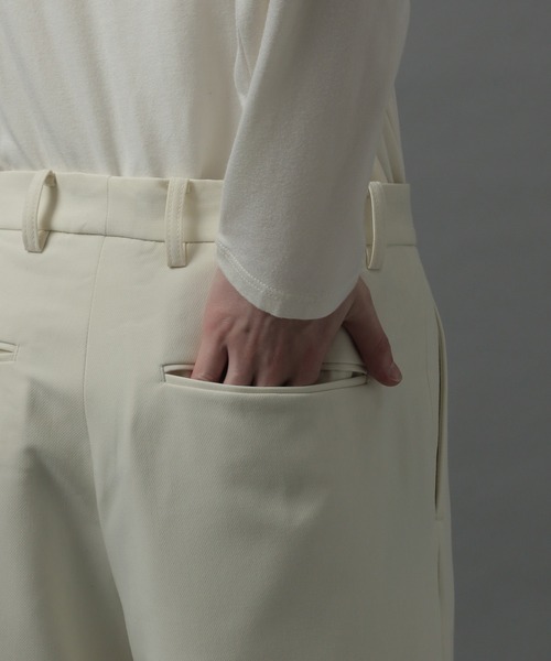 HARE（ハレ）の「ワイドフレアパンツ(HARE)（スラックス・メンズ・オフホワイト/ブラック/パープル/レッド・SMALL/MEDIUM）」の15枚目の写真