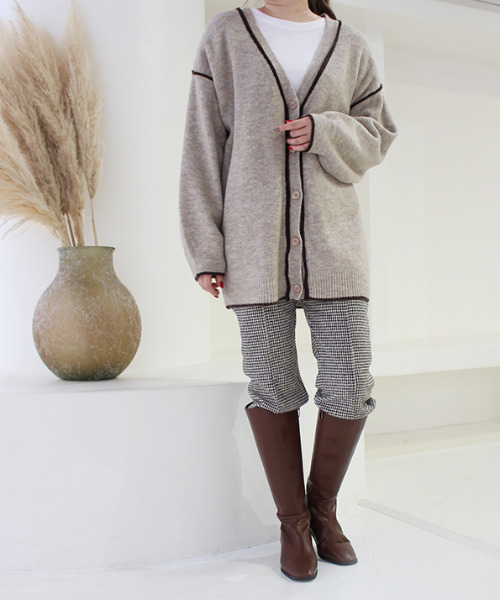 MODE ROBE（モードローブ）の「ラインニットカーディガン（カーディガン/ボレロ・レディース・ブラック/アイボリー/グレイッシュベージュ・FREE）」の13枚目の写真