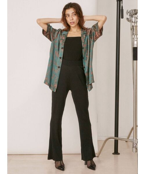 EVRIS（エヴリス）の「バックスリットリブニットパンツ【セットアップ着用可能】（その他パンツ・レディース・グリーン/オレンジ/ブラウン/ブラック・FREE）」の10枚目の写真