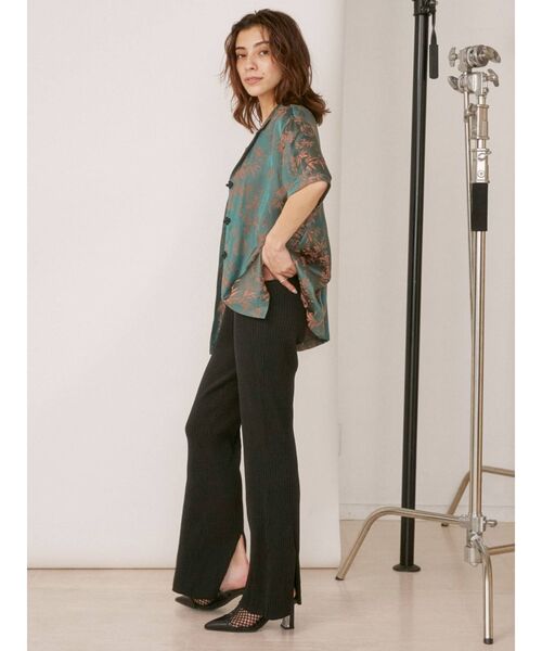 EVRIS（エヴリス）の「バックスリットリブニットパンツ【セットアップ着用可能】（その他パンツ・レディース・グリーン/オレンジ/ブラウン/ブラック・FREE）」の11枚目の写真