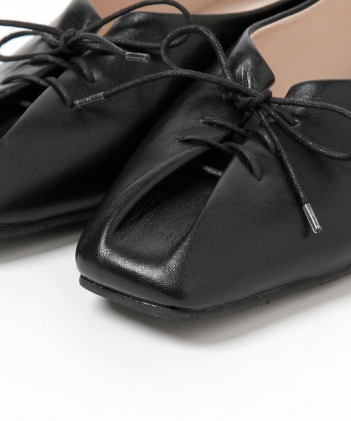 LEPSIM（レプシィム）の「レースアップフラットパンプス　261207（パンプス・レディース・ブラック/オフホワイト・LARGE/MEDIUM）」の18枚目の写真