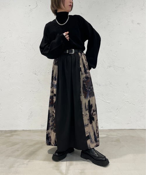 apres jour mignon(アプレジュールミニョン)の「Vニット+タートルセット【ZOZOTOWN限定アイテム】(ニット/セーター・レディース・ブラック/ブラウン系その他/ライトベージュ・X-LARGE/フリー)」の8枚目の写真